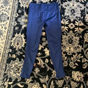 Fabletics Small Leggings In Violet 75% Nylon 25% Spandex Perfect For Working Out